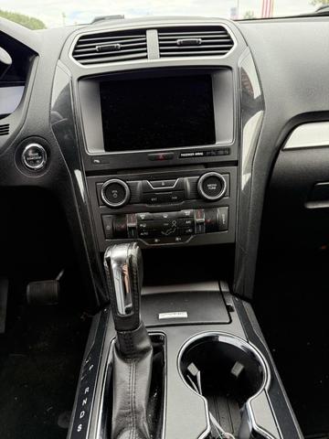 Photo of 2017 Magnetic Ford Explorer