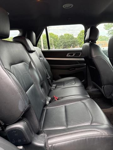 Photo of 2017 Magnetic Ford Explorer
