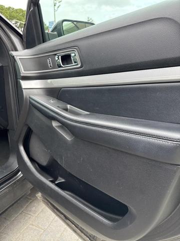 Photo of 2017 Magnetic Ford Explorer