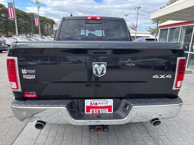 Photo of 2016 Brilliant Black Crystal Pearlcoat RAM 1500