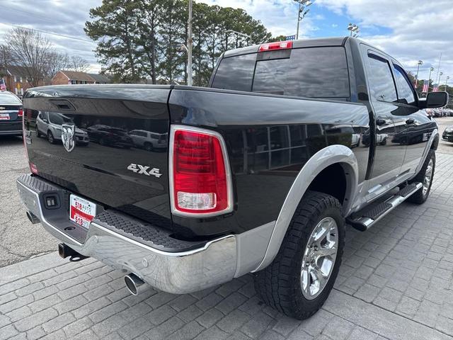 Photo of 2016 Brilliant Black Crystal Pearlcoat RAM 1500