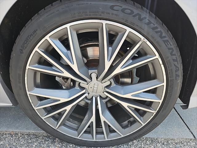 Photo of 2017 Silver Metallic Audi A7