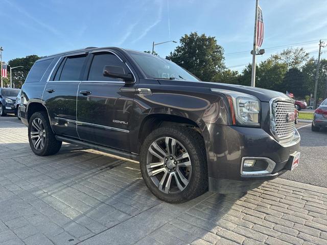 Photo of 2017 Iridium Metallic GMC Yukon