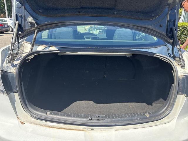 Photo of 2011 Crystal White Pearl Mica Mazda Mazda3