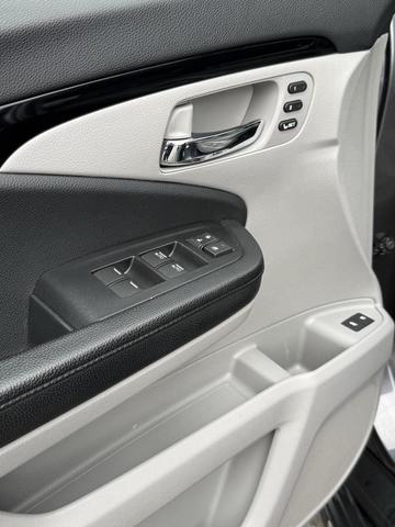 Photo of 2018 Crystal Black Pearl Honda Pilot