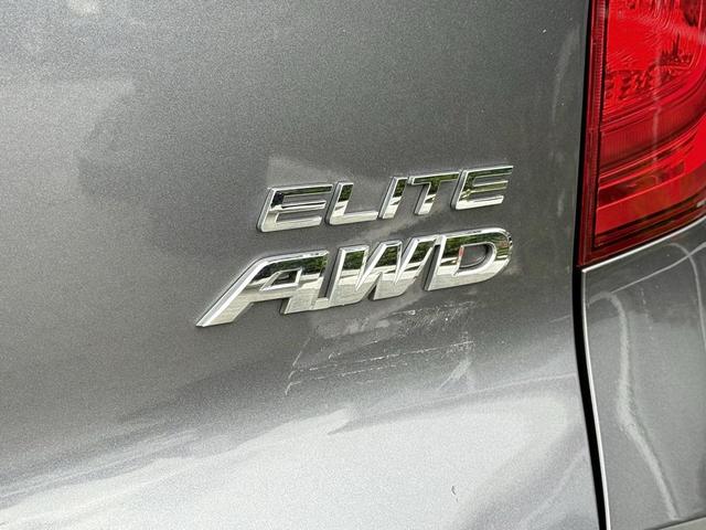 Photo of 2018 Crystal Black Pearl Honda Pilot