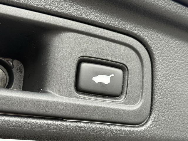 Photo of 2018 Crystal Black Pearl Honda Pilot