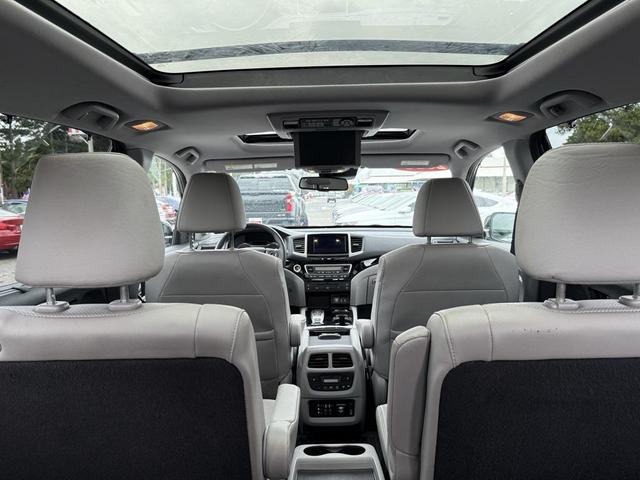 Photo of 2018 Crystal Black Pearl Honda Pilot