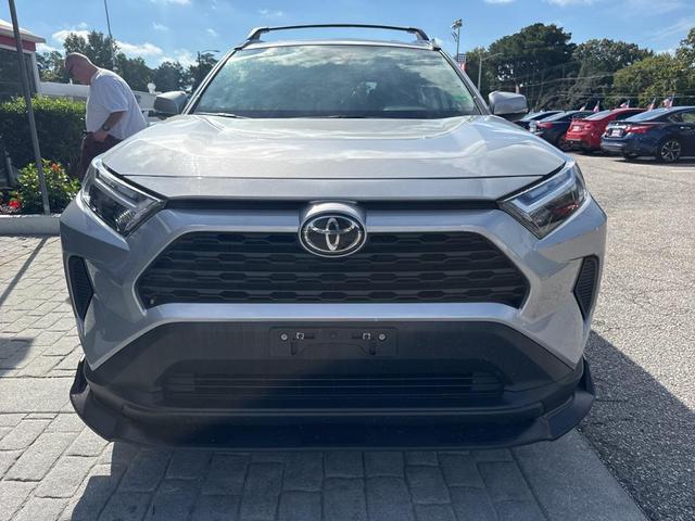 Photo of 2022 Silver Toyota RAV4
