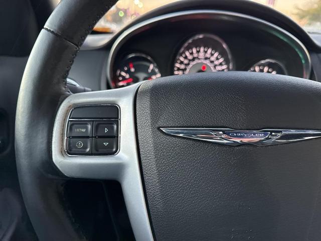 Photo of 2012 Tungsten Metallic Clearcoat Chrysler 200