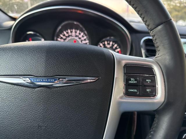 Photo of 2012 Tungsten Metallic Clearcoat Chrysler 200