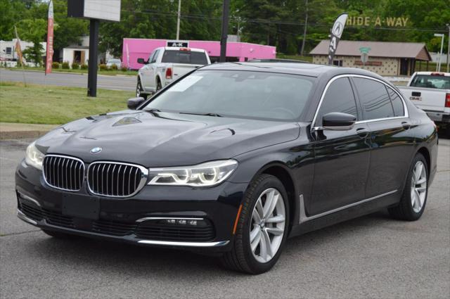 2016 BMW 750
