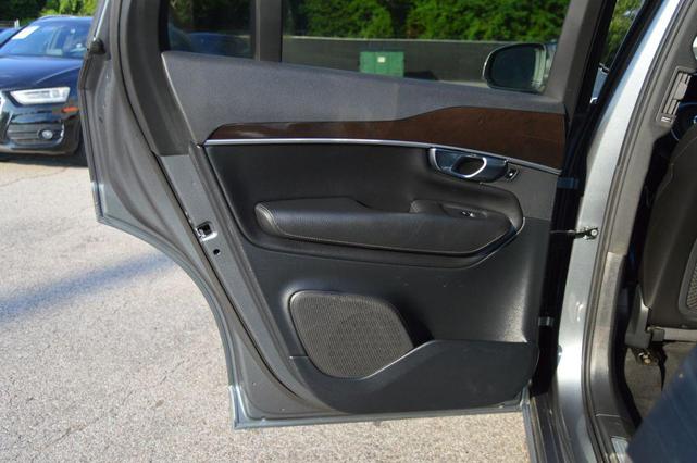 Photo of 2019 Osmium Grey Metallic Volvo XC90