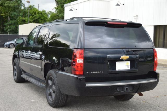 Photo of 2014 Black Chevrolet Suburban