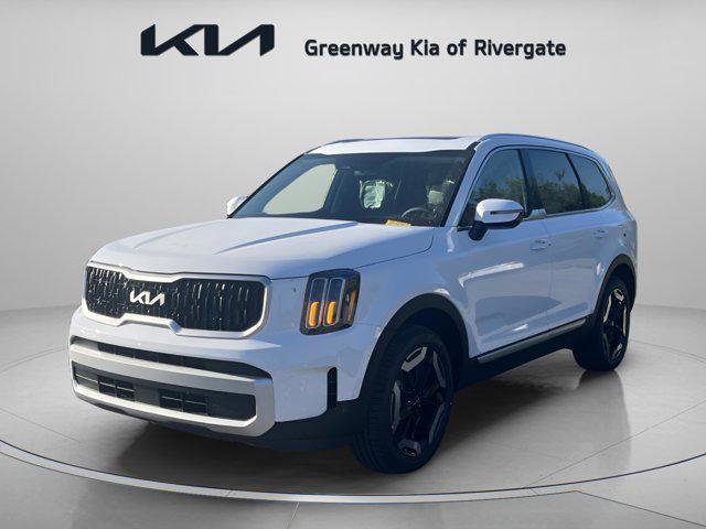 Photo of 2025 Glacial White Pearl Kia Telluride
