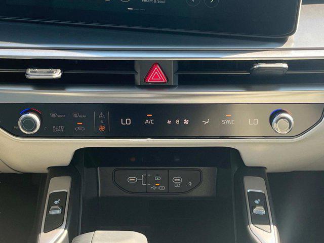 Photo of 2025 Midnight Lake Blue Kia Sorento