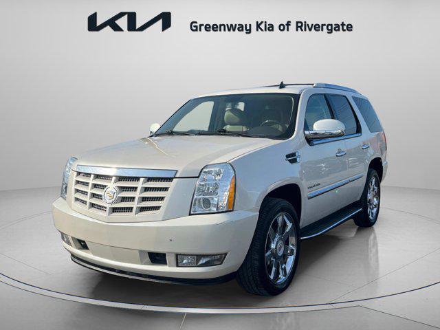 Photo of 2012 White Diamond Tricoat Cadillac Escalade