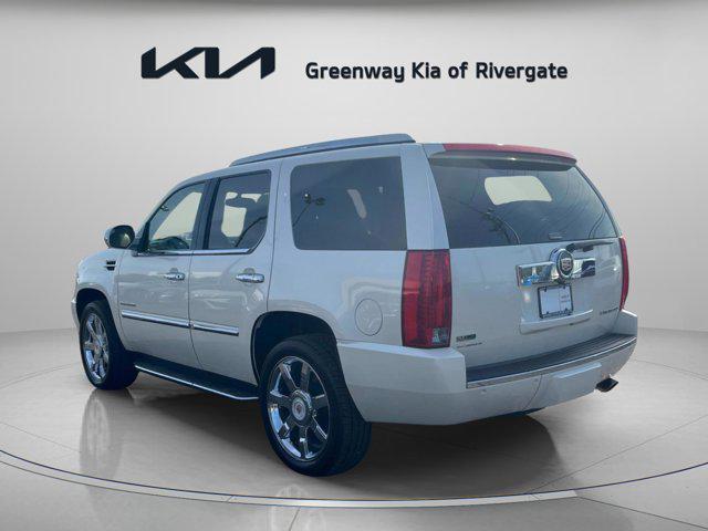 Photo of 2012 White Diamond Tricoat Cadillac Escalade