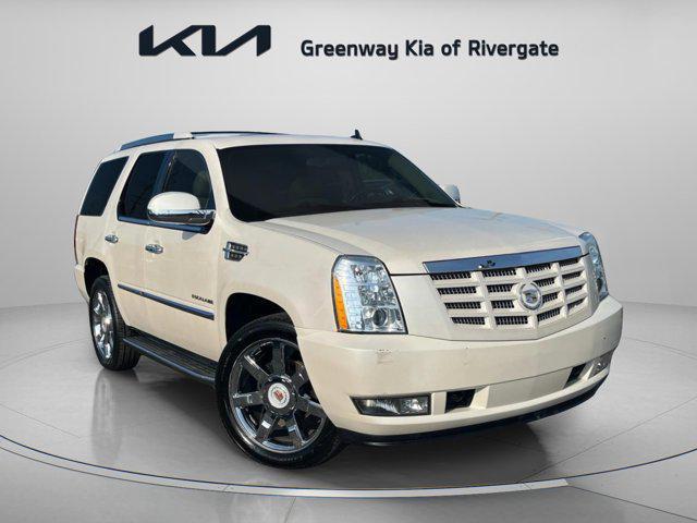 Photo of 2012 White Diamond Tricoat Cadillac Escalade