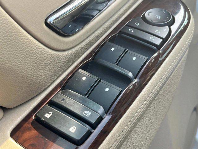 Photo of 2012 White Diamond Tricoat Cadillac Escalade