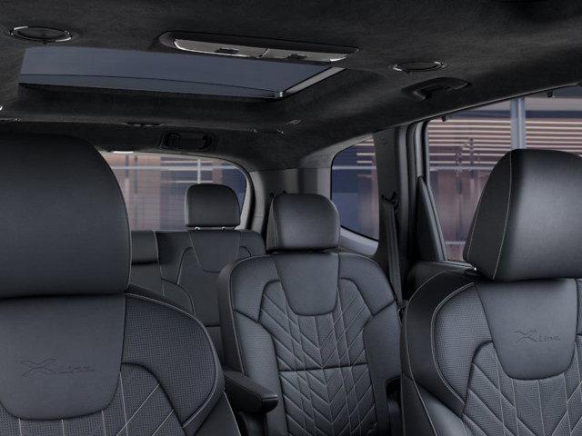 Photo of 2025 Glacial White Pearl Kia Telluride