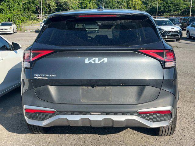 Photo of 2023 Gravity Gray Kia Sportage