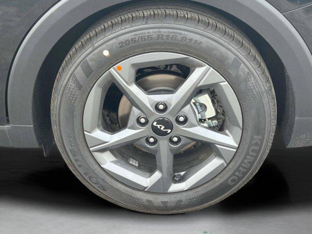 Photo of 2025 ABP/BLACK Kia K4