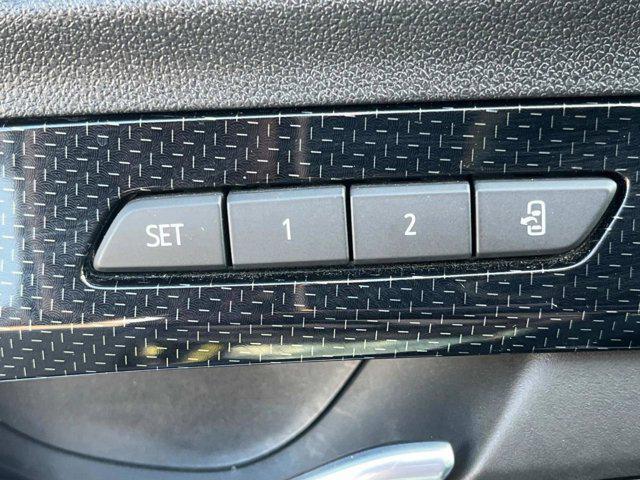 Photo of 2023 Summit White GMC Terrain
