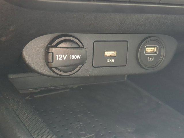 Photo of 2023 Onyx Black Hyundai ELANTRA