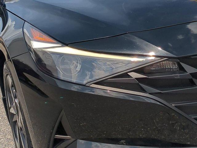 Photo of 2023 Onyx Black Hyundai ELANTRA