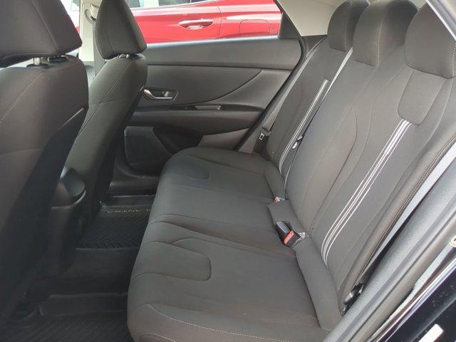Photo of 2023 Onyx Black Hyundai ELANTRA