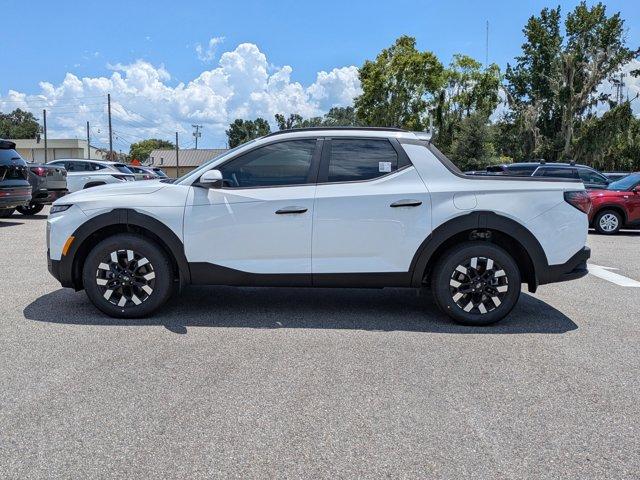 Photo of 2025 Atlas White Hyundai SANTA CRUZ