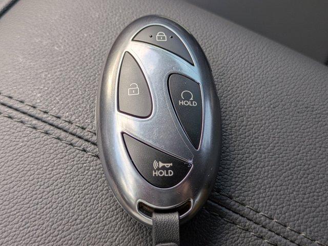 Photo of 2025 Atlas White Hyundai SANTA CRUZ