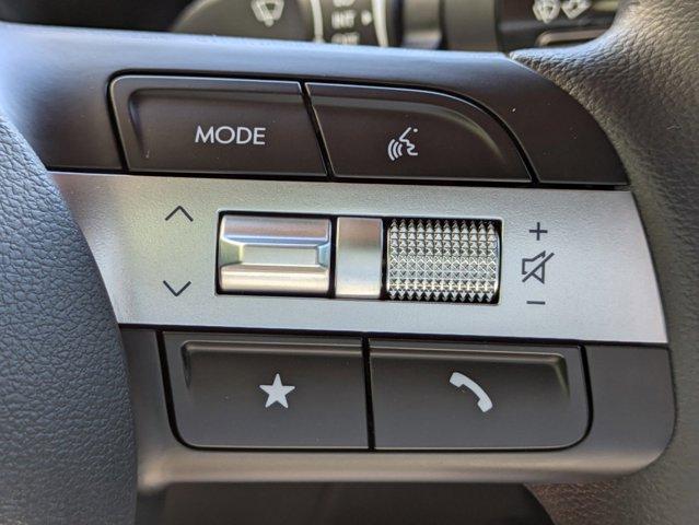 Photo of 2025 Atlas White Hyundai SANTA CRUZ