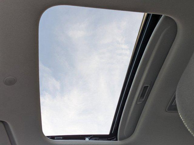Photo of 2025 Mirage Green Hyundai VENUE