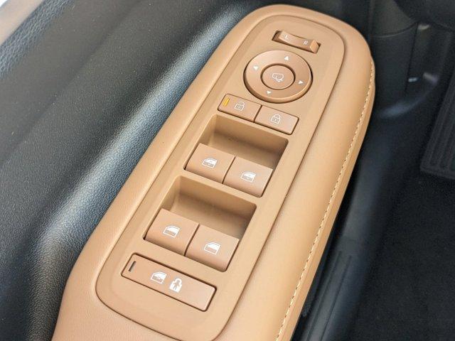 Photo of 2024 Phantom Black Hyundai SANTA FE