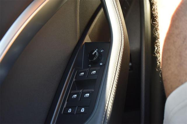 Photo of 2021 Gray Metallic Audi e-tron