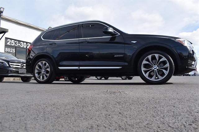 Photo of 2016 Black Sapphire Metallic BMW X3