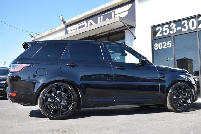 Photo of 2020 Black Land Rover Range Rover Sport