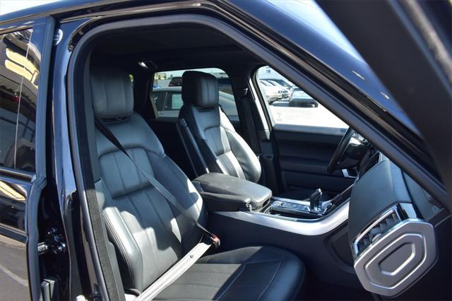 Photo of 2020 Black Land Rover Range Rover Sport