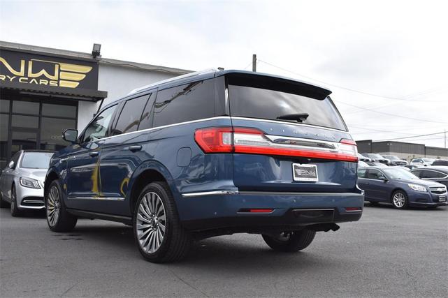 Photo of 2020 Blue Diamond Lincoln Navigator