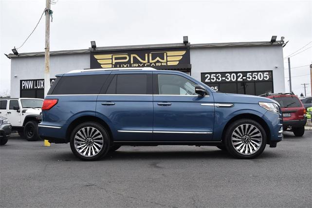 Photo of 2020 Blue Diamond Lincoln Navigator