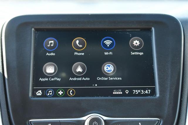 Photo of 2021 Silver Ice Metallic Chevrolet Equinox
