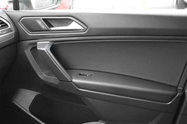 Photo of 2019 Pure White Volkswagen Tiguan