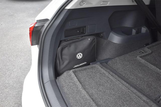 Photo of 2019 Pure White Volkswagen Tiguan