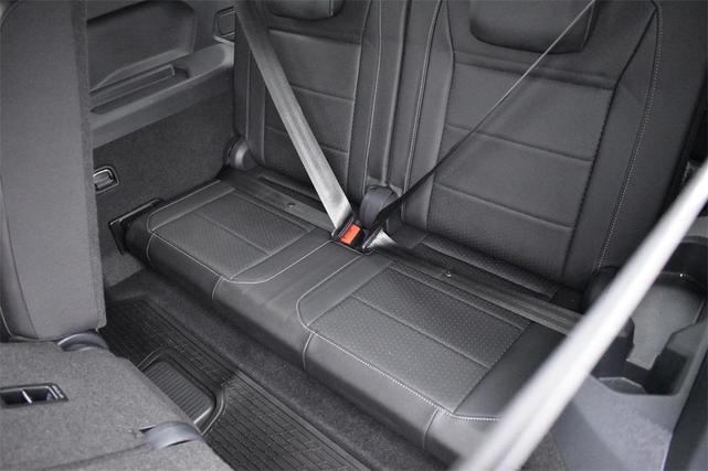Photo of 2019 Pure White Volkswagen Tiguan