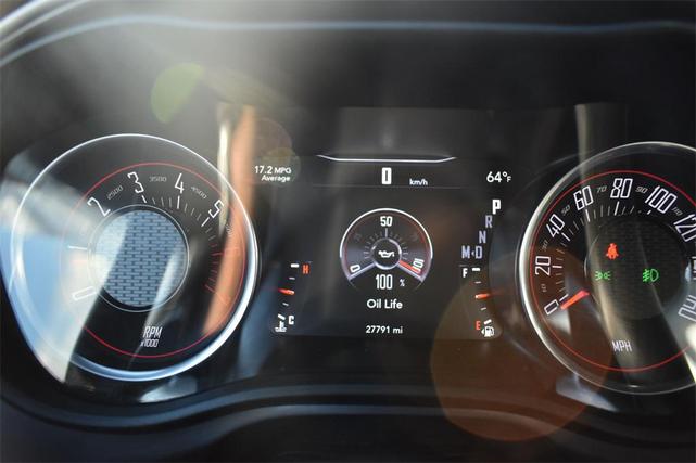 Photo of 2022 White Knuckle Clearcoat Dodge Challenger