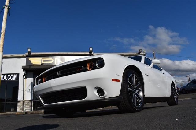 Photo of 2022 White Knuckle Clearcoat Dodge Challenger