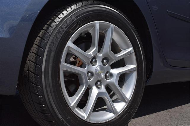Photo of 2013 Atlantis Blue Metallic Chevrolet Malibu