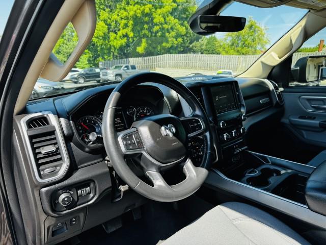 Photo of 2019 Granite Crystal Metallic Clearcoat RAM 1500